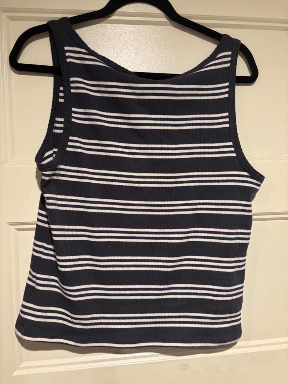 Universal Thread tank top - Picture 2 of 2